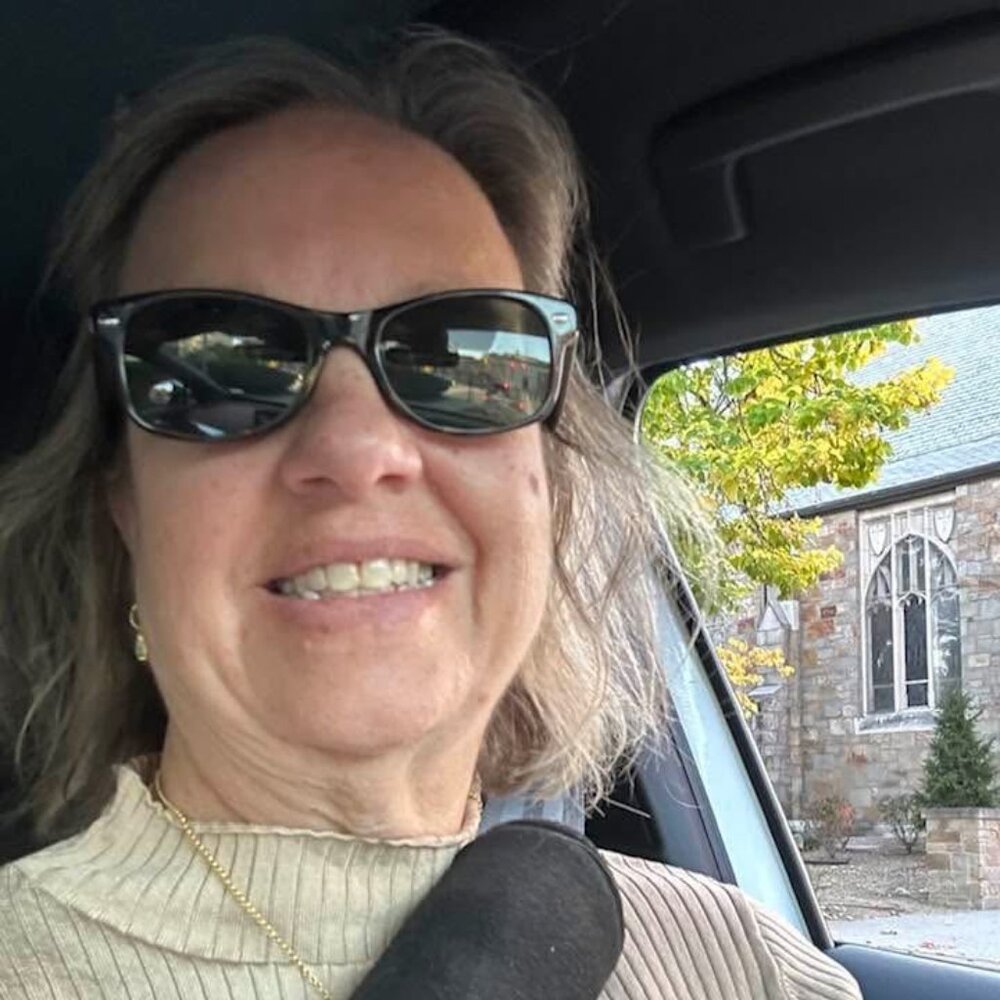 Meet your Posher, Sandra